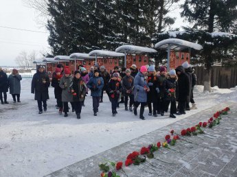 Акция #Поем песни Победы